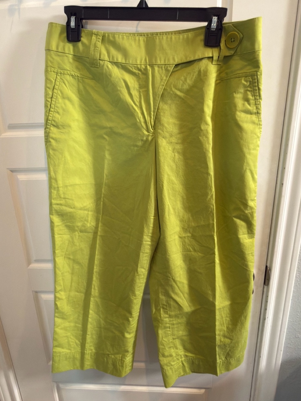 Women’s Lime Green Capris - Classic Stretch Fit